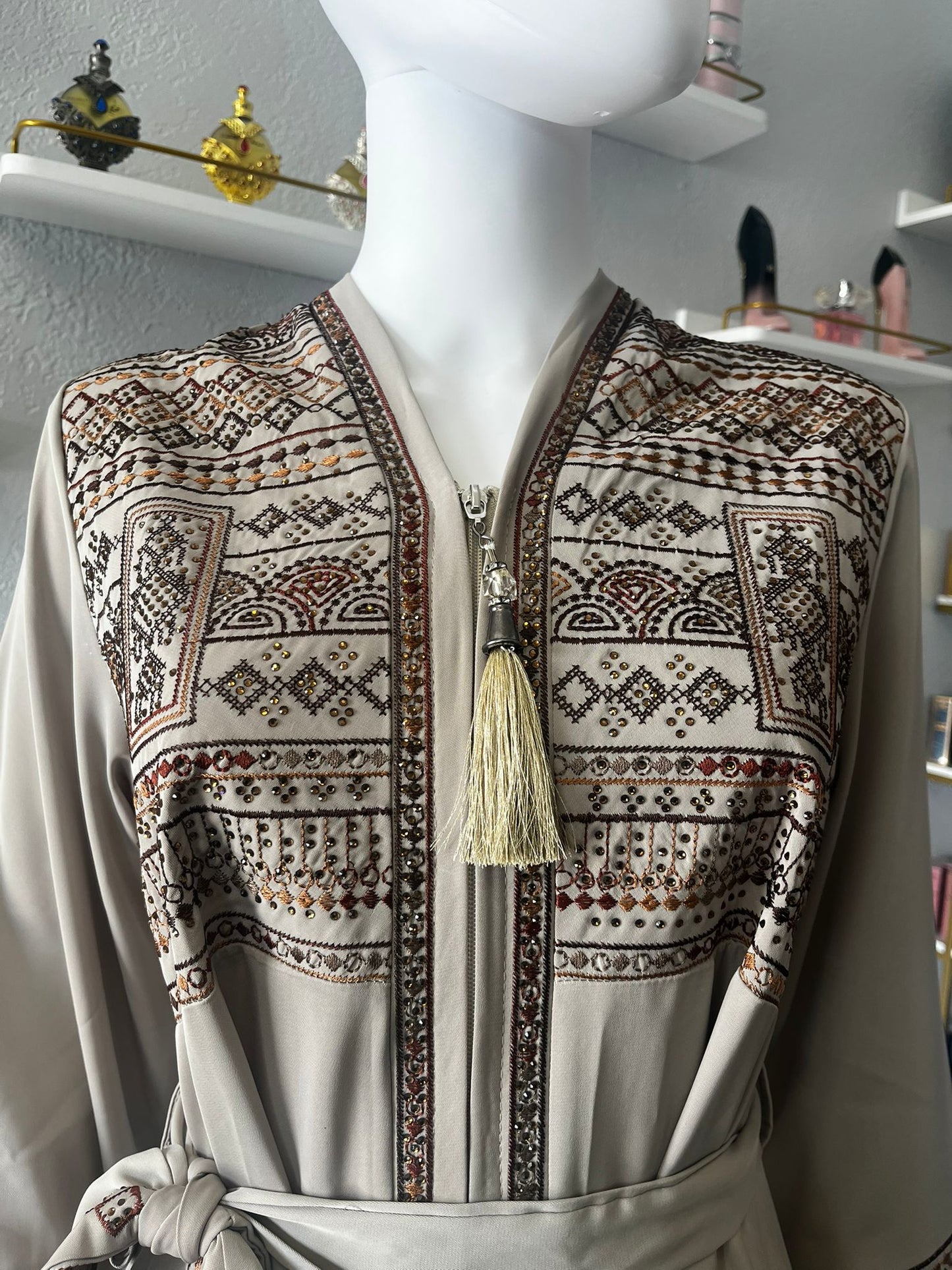 Light Beige Türkiye Abaya
