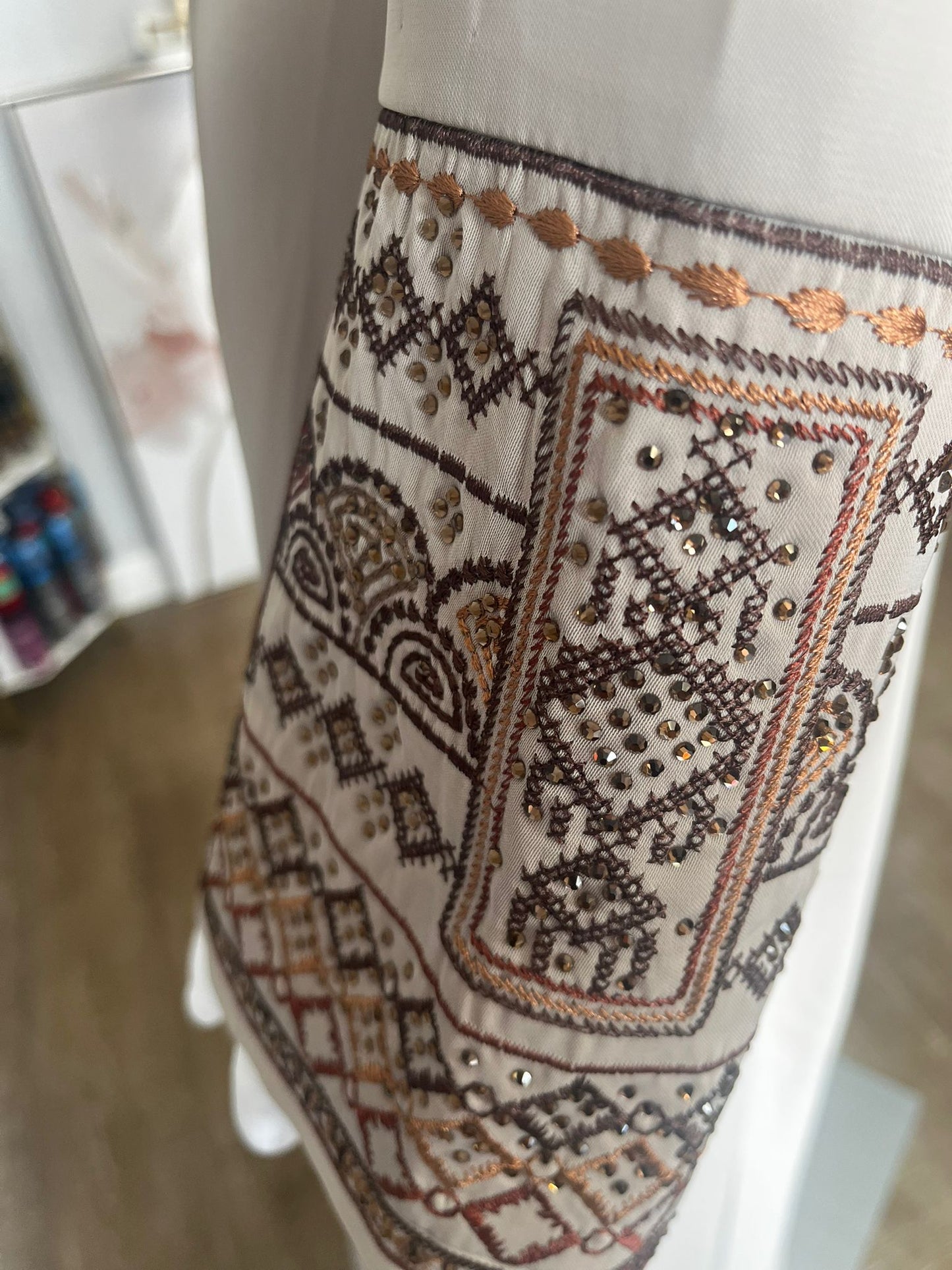 Light Beige Türkiye Abaya