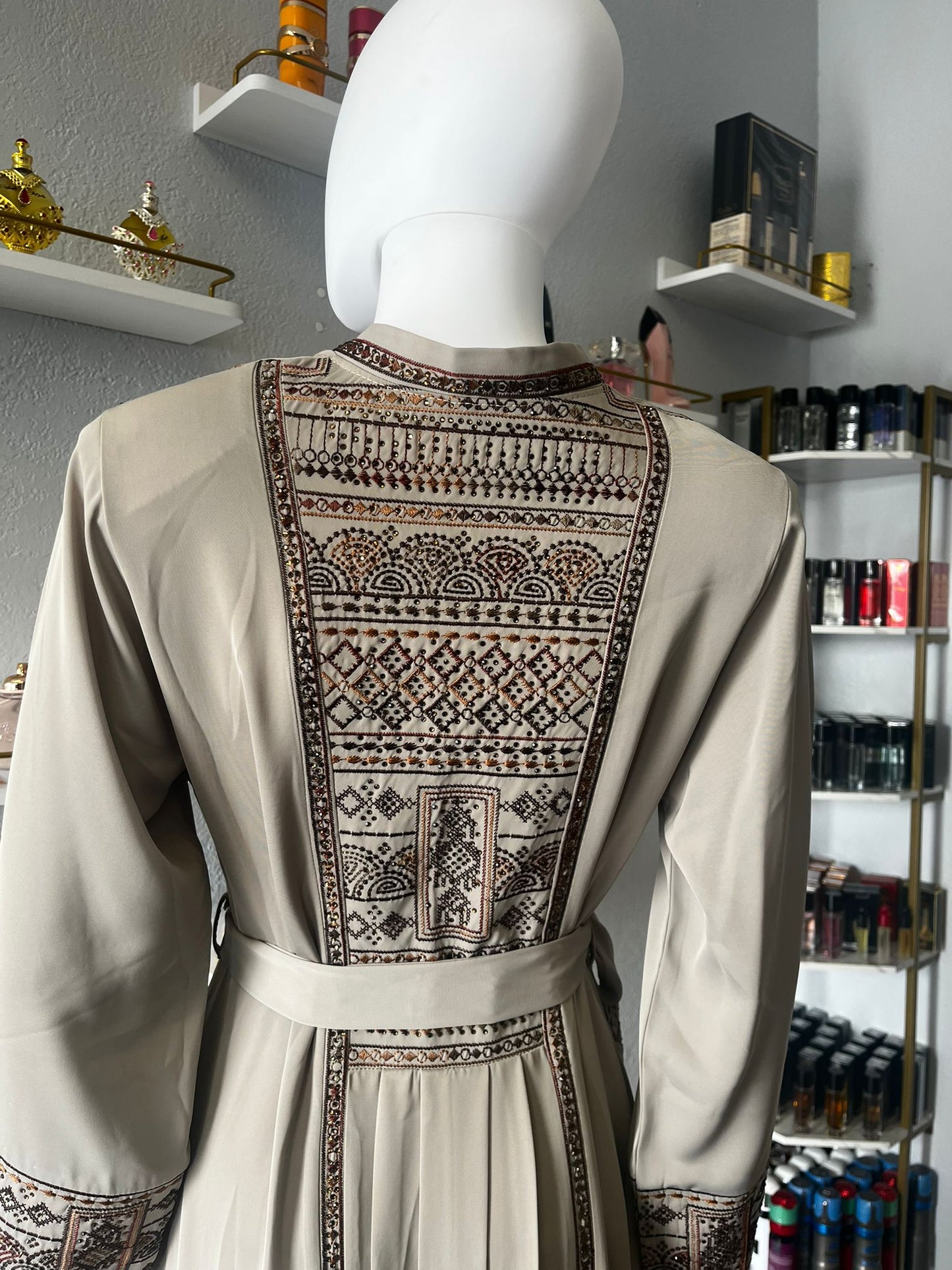 Light Beige Türkiye Abaya